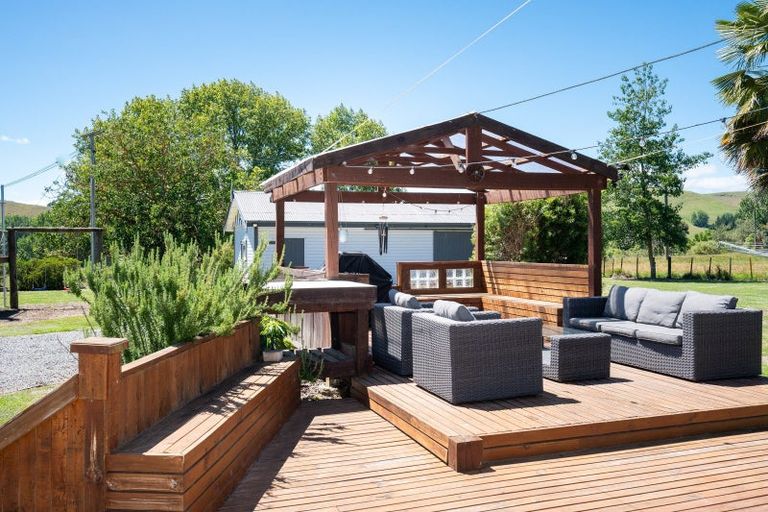 Photo of property in 4197 State Highway 50, Maraekakaho, Hastings, 4171