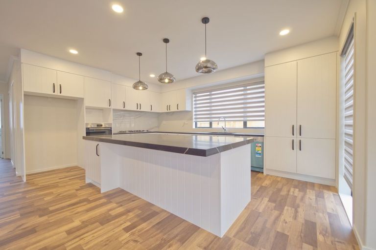 Photo of property in 31 Vazey Way, Hobsonville, Auckland, 0618