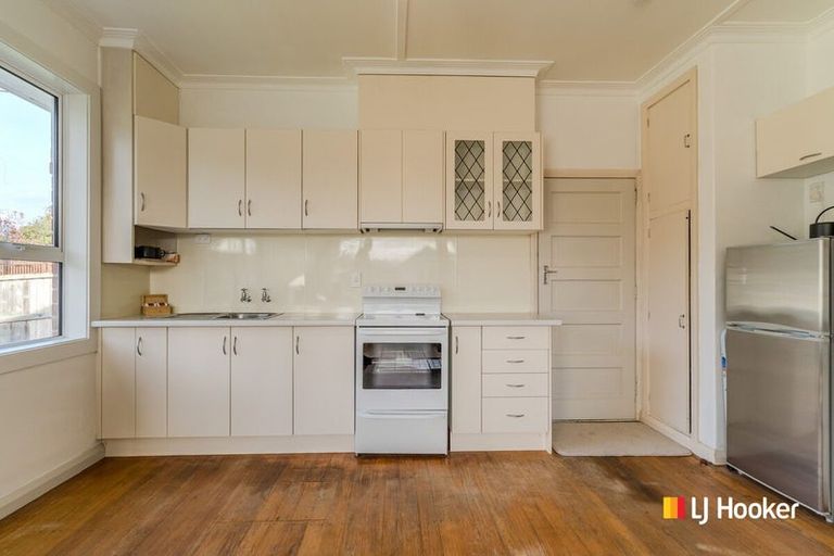 Photo of property in 1 Glenross Street, Glenross, Dunedin, 9011