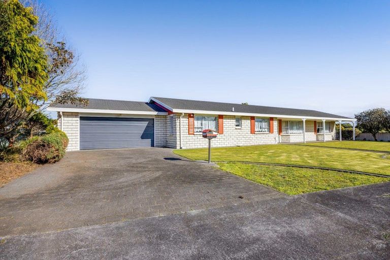 Photo of property in 65 Murray Avenue, Hawera, 4610