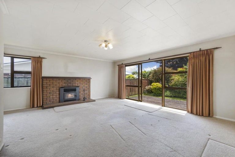 Photo of property in 9 Aotea Crescent, Tokoroa, 3420