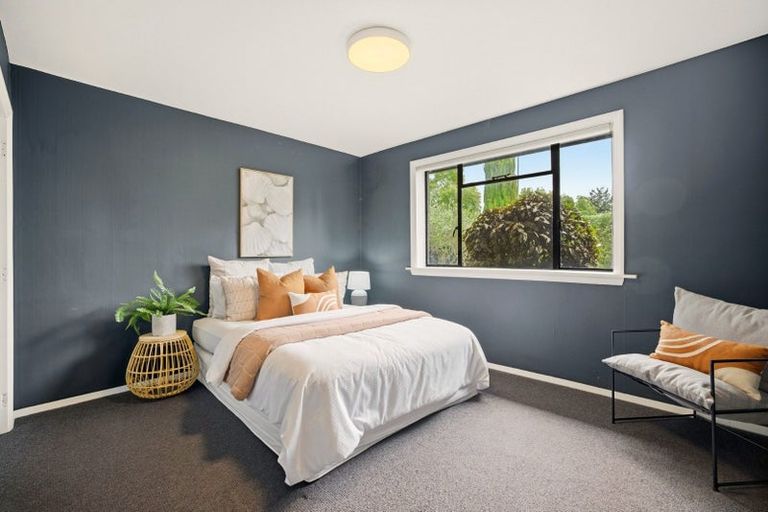 Photo of property in 8 Ardmore Place, Bishopdale, Christchurch, 8053