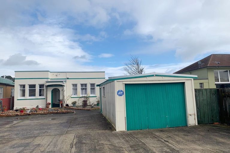 Photo of property in 68 Main Road, Titahi Bay, Porirua, 5022