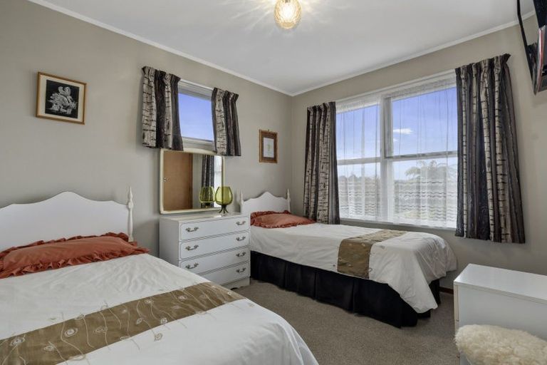 Photo of property in 14 Jonathon Street, Brookfield, Tauranga, 3110