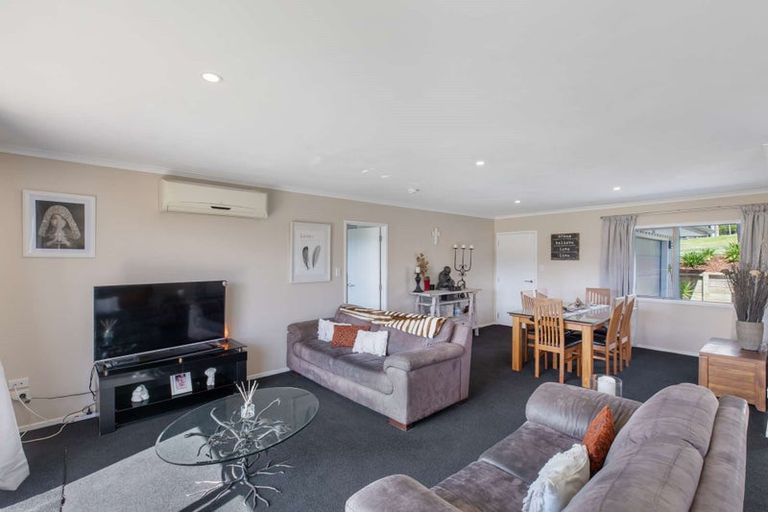 Photo of property in 11 Lupis Way, Kaiwaka, 0573