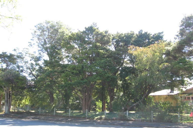 Photo of property in 4 Wood Street, Wallaceville, Upper Hutt, 5018