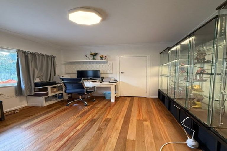 Photo of property in 12 Willis Road, Papakura, 2110