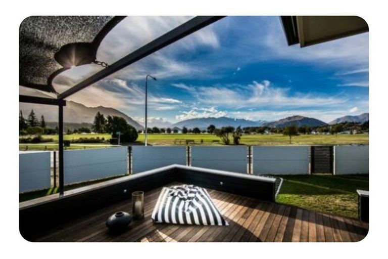 Photo of property in 154 Brownston Street, Wanaka, 9305