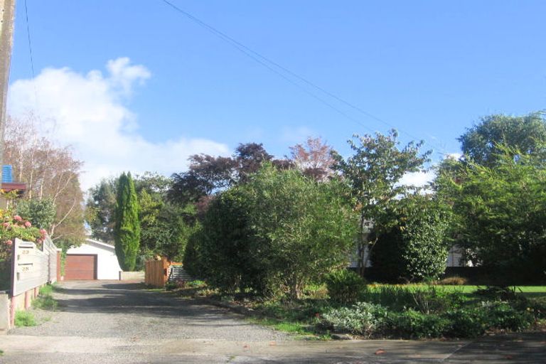 Photo of property in 25 Sutherland Crescent, Westbrook, Palmerston North, 4412