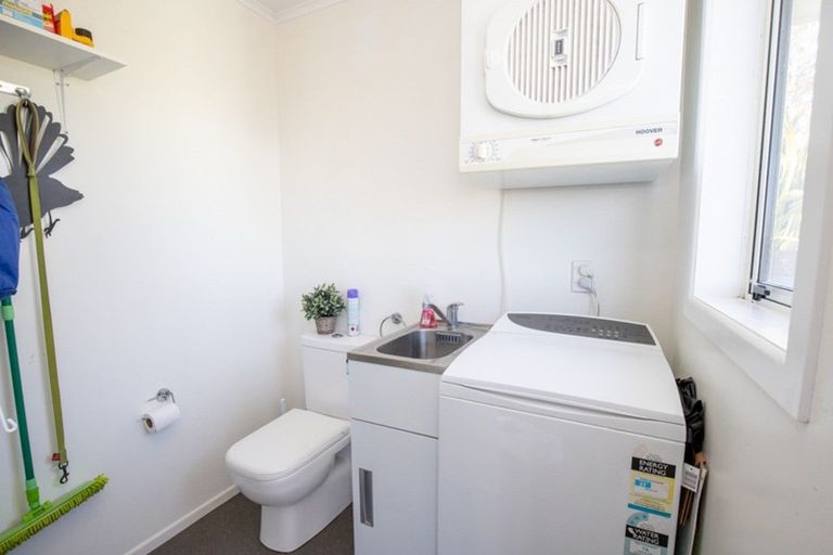 Photo of property in 67 Pipiroa Road, Ngatea, 3503