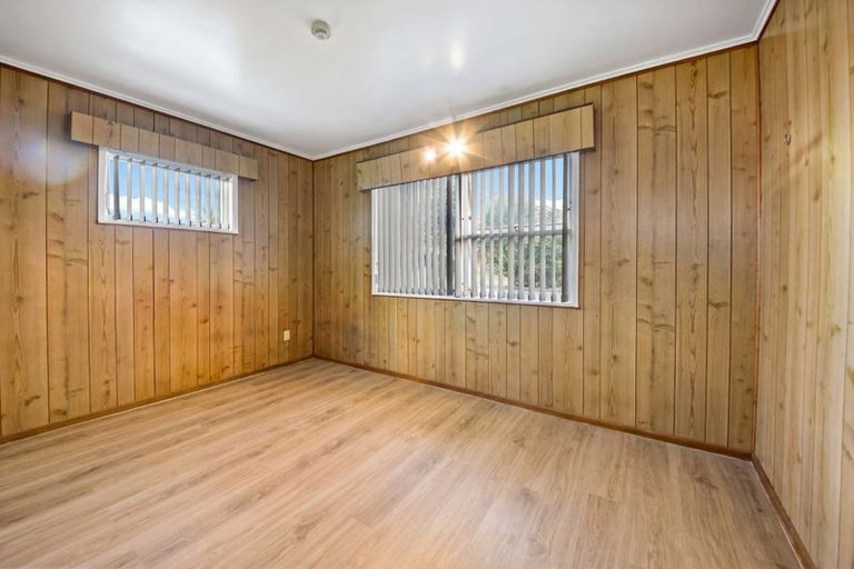 Photo of property in 91 Barrys Road, Glendene, Auckland, 0602