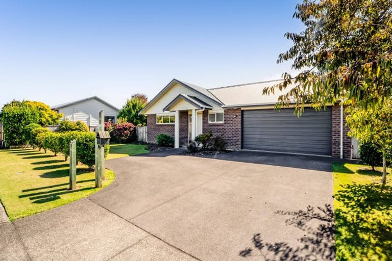 Photo of property in 10 Estate Grove, Inglewood, 4330