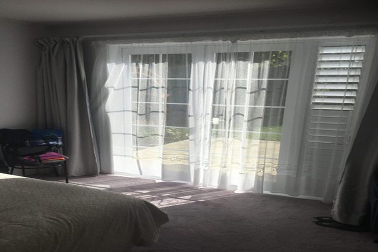 Photo of property in 1/449 Beach Road, Mairangi Bay, Auckland, 0630