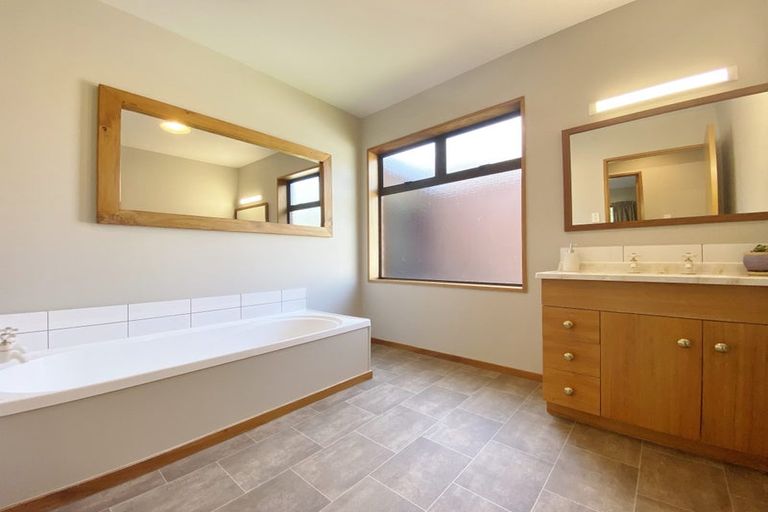 Photo of property in 90 Neave Road, West Melton, Christchurch, 7675