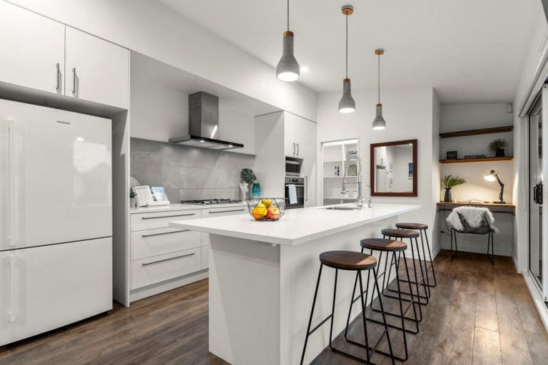 Photo of property in 26 Hiria Crescent, Papamoa Beach, Papamoa, 3118