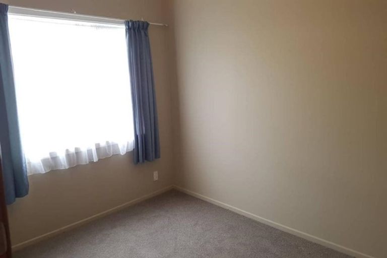 Photo of property in 4/20 Bay Drive, Titahi Bay, Porirua, 5022