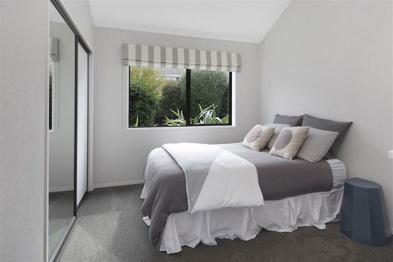 Photo of property in 464 Avonhead Road, Avonhead, Christchurch, 8042