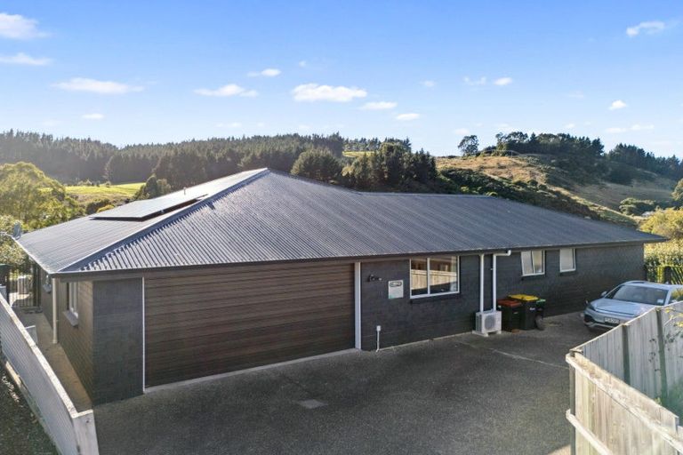 Photo of property in 25 Glendermid Close, Sawyers Bay, Port Chalmers, 9023