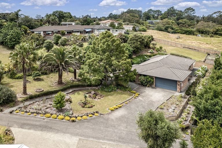 Photo of property in 55a Lonely Track Road, Fairview Heights, Auckland, 0632