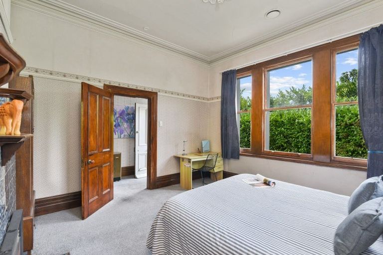 Photo of property in 70 Gladstone Road, Dalmore, Dunedin, 9010