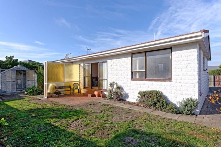 Photo of property in 1/371 Pine Avenue, South New Brighton, Christchurch, 8062