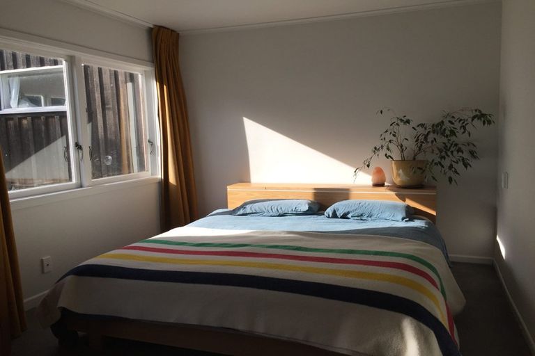 Photo of property in 43 Delhi Crescent, Khandallah, Wellington, 6035