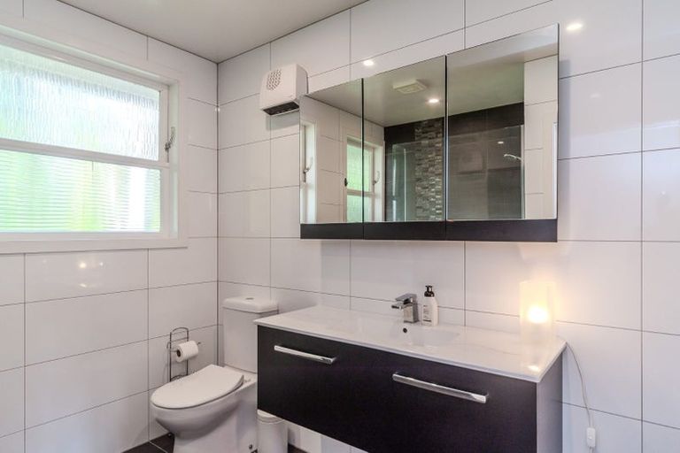 Photo of property in 35a Kinghorne Street, Strathmore Park, Wellington, 6022