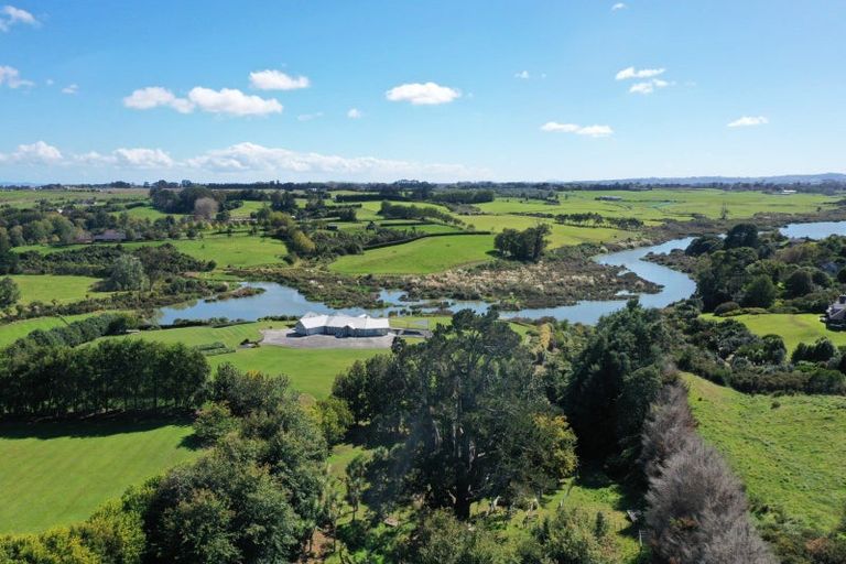 Photo of property in 80a Blackbridge Road, Karaka, Papakura, 2580
