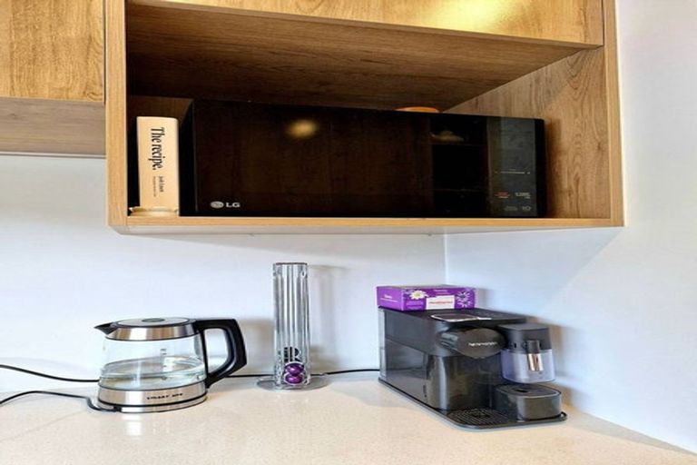 Photo of property in 9 Sioux Road, Hobsonville, Auckland, 0616