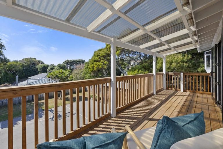 Photo of property in 28 Norwich Avenue, Spotswood, New Plymouth, 4310