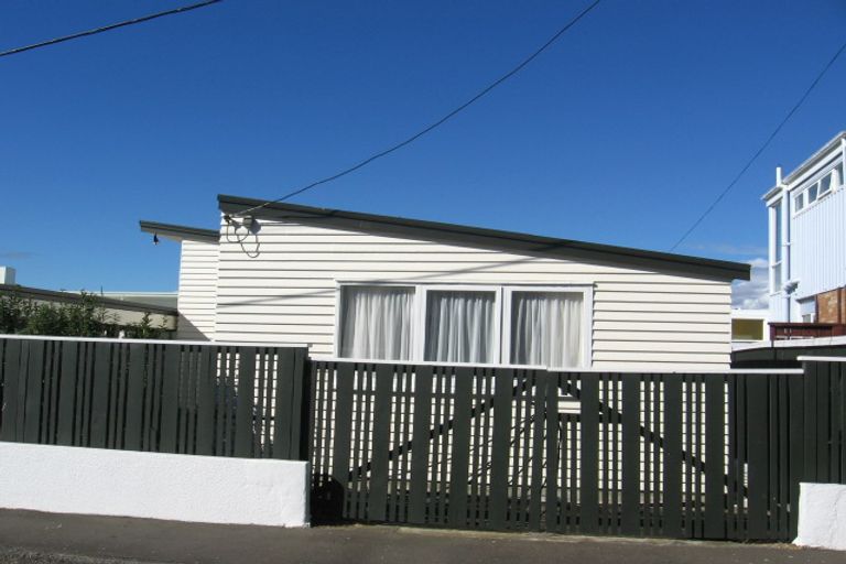 Photo of property in 11 Harbour Park Terrace, Khandallah, Wellington, 6035