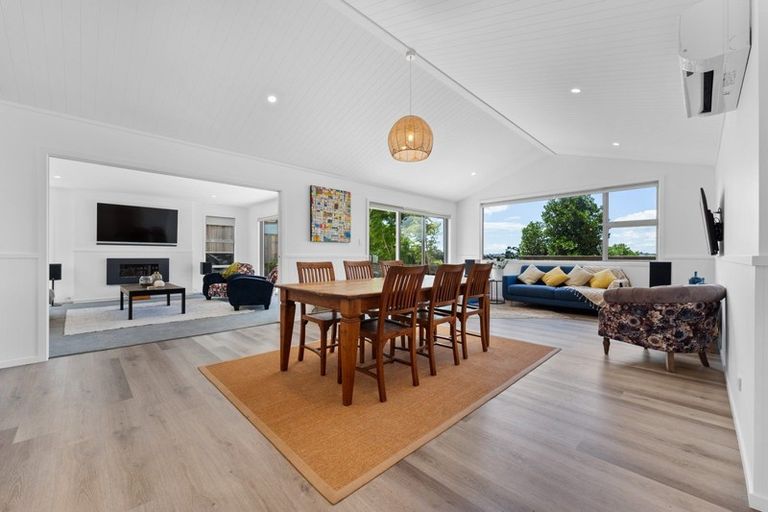 Photo of property in 55b Paynters Avenue, Strandon, New Plymouth, 4312