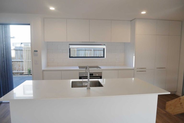 Photo of property in 3/23 Hills Road, Edgeware, Christchurch, 8013