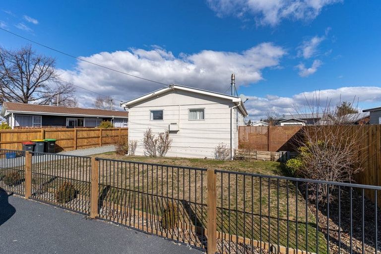 Photo of property in 13 Pukaki Place, Twizel, 7901