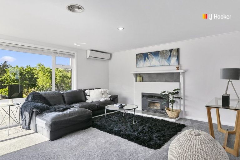 Photo of property in 7 Glendevon Place, Vauxhall, Dunedin, 9013