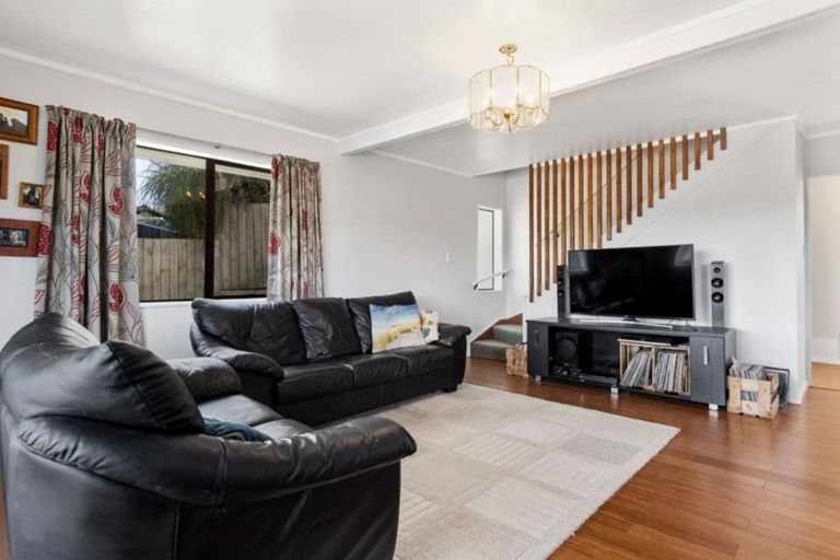 Photo of property in 14a Dunton Drive, Welcome Bay, Tauranga, 3112