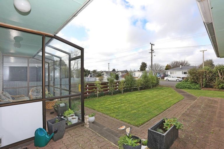 Photo of property in 2 Walker Crescent, Bulls, 4818