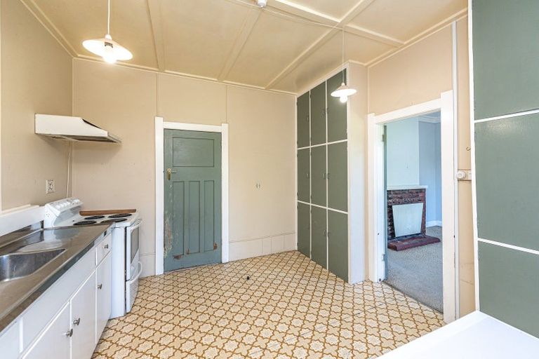 Photo of property in 31 Gonville Avenue, Gonville, Whanganui, 4501