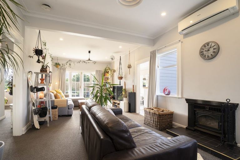 Photo of property in 38 Monowai Road, Johnsonville, Wellington, 6037