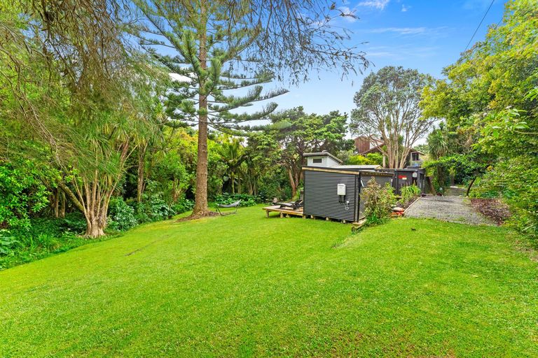 Photo of property in 9 Cotterell Street, Leigh, 0985