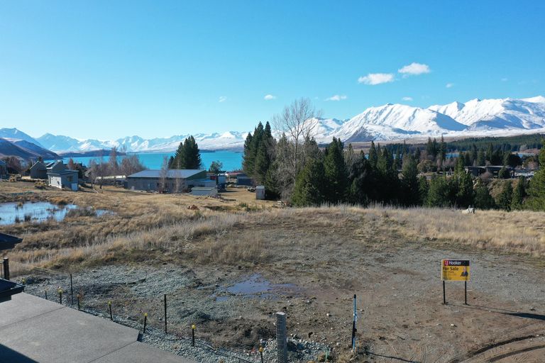 Photo of property in 25 Edwards Lane, Lake Tekapo, 7999