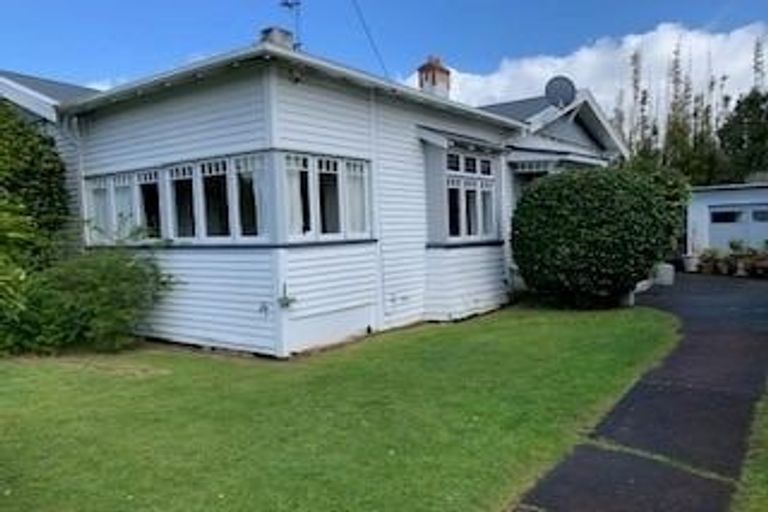 Photo of property in 23 Bracken Avenue, Takapuna, Auckland, 0622