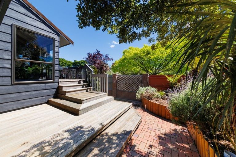 Photo of property in 75a Waterloo Crescent, Hokowhitu, Palmerston North, 4410