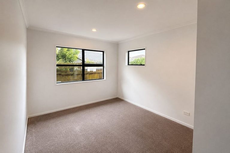 Photo of property in 86a Barrys Road, Glendene, Auckland, 0602