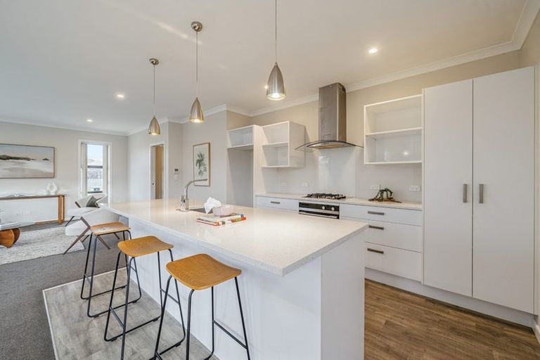 Photo of property in 10 Poulson Grove, Trentham, Upper Hutt, 5018
