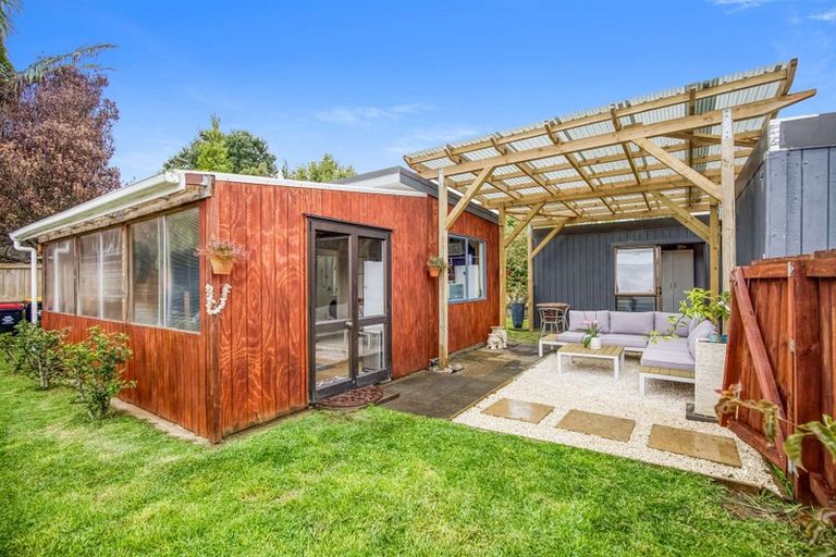 Photo of property in 17 Cook Drive, Whitianga, 3510