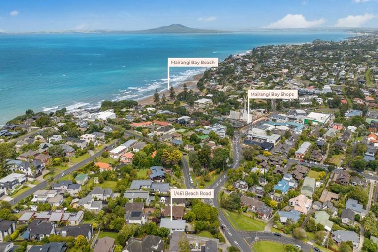 Photo of property in 1/461 Beach Road, Murrays Bay, Auckland, 0630