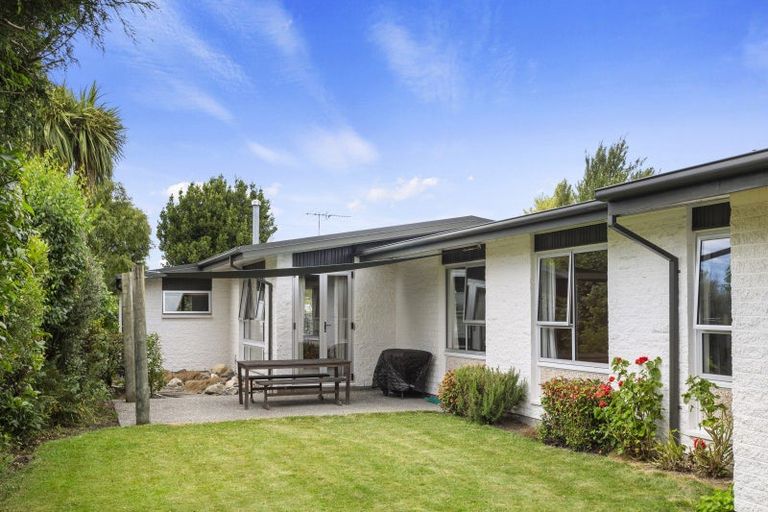 Photo of property in 10 Ashgrove Street, Rangiora, 7400