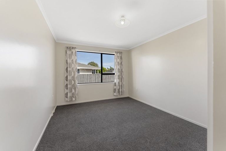 Photo of property in 2/54 Arran Crescent, Woolston, Christchurch, 8062