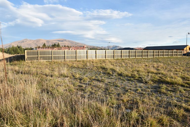 Photo of property in 9 Aoraki Crescent, Twizel, 7901